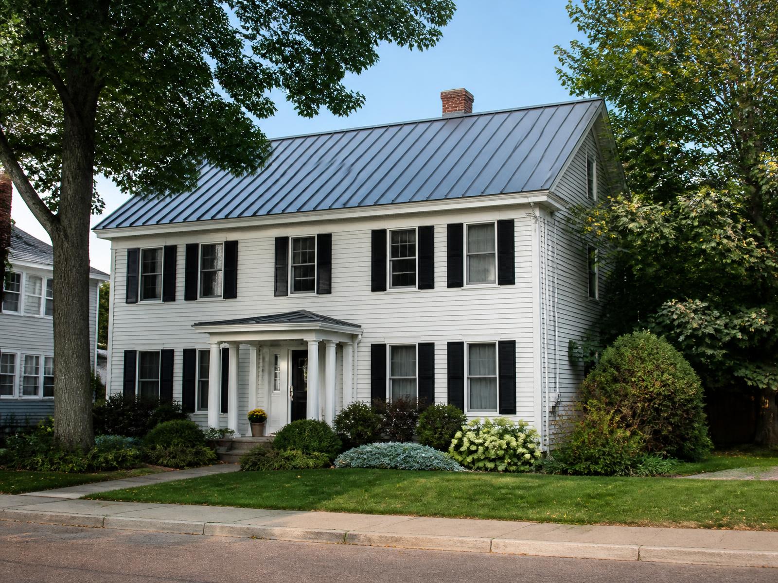 In-Town Colonial Metal Roof — Oneida County, WI