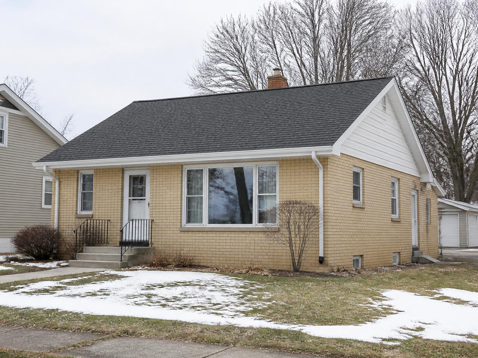 1950s Bungalow Reroof — Wausau, WI